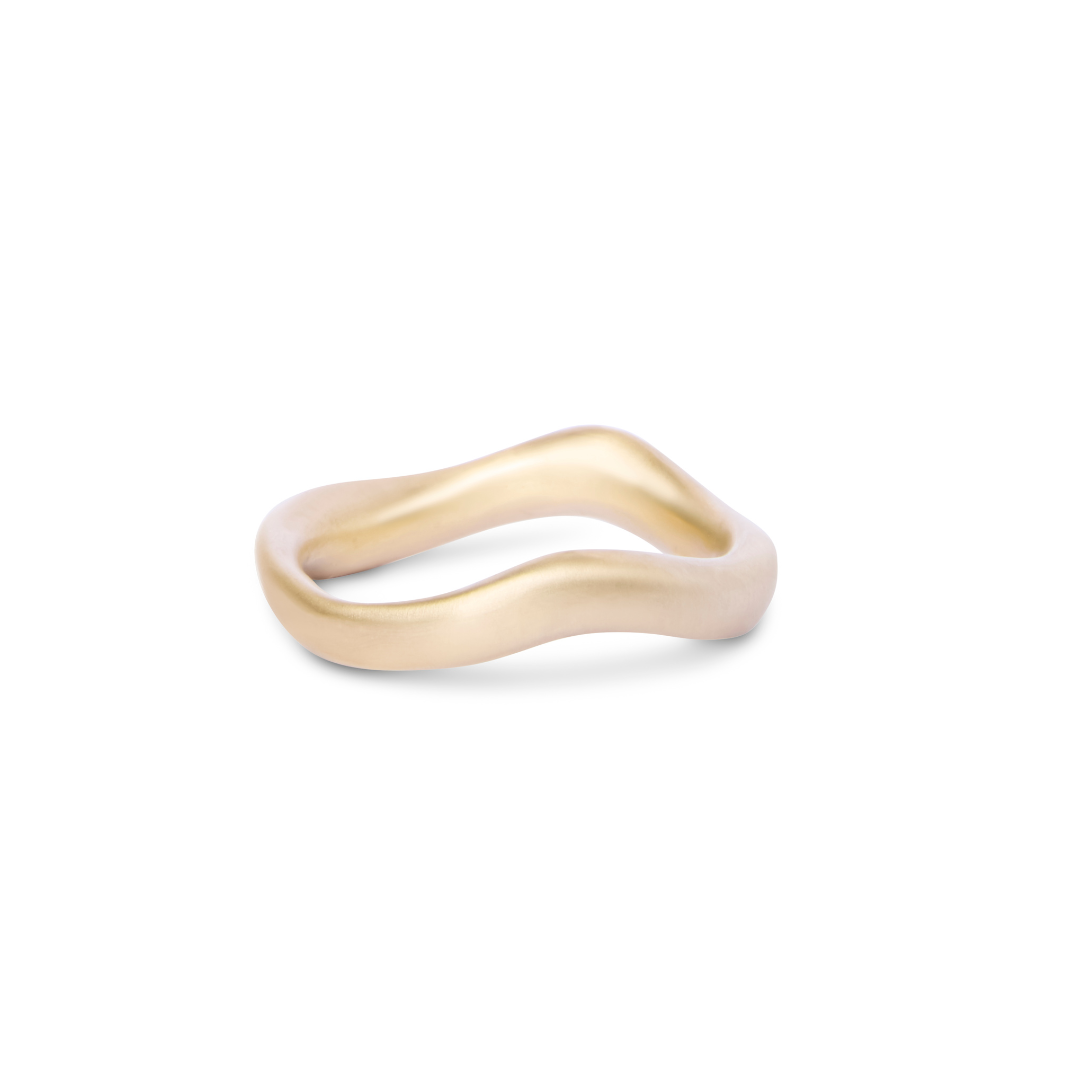 Thorn Ring in 9ct Gold