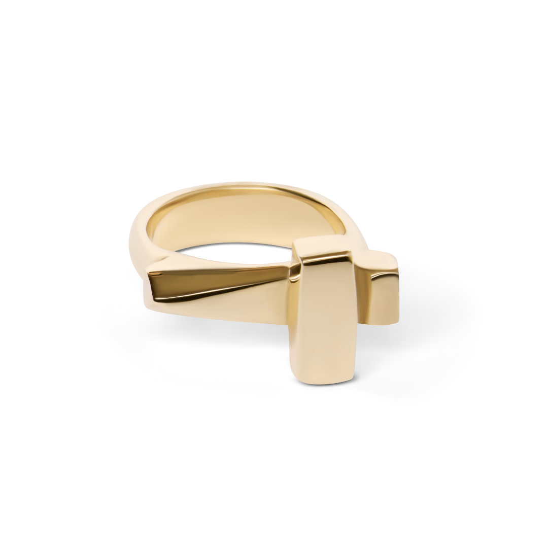 The Totem Ring in 9ct Gold by Madeleine Sculptural Jewellery features two overlapping rectangular bands forming an abstract cross. This bold, handmade gold ring is shown on a plain white background.
