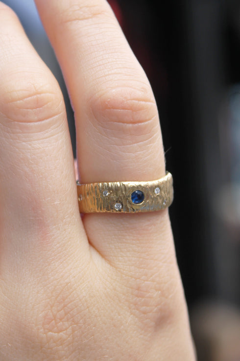 Etta Ring with Sapphire & Diamonds