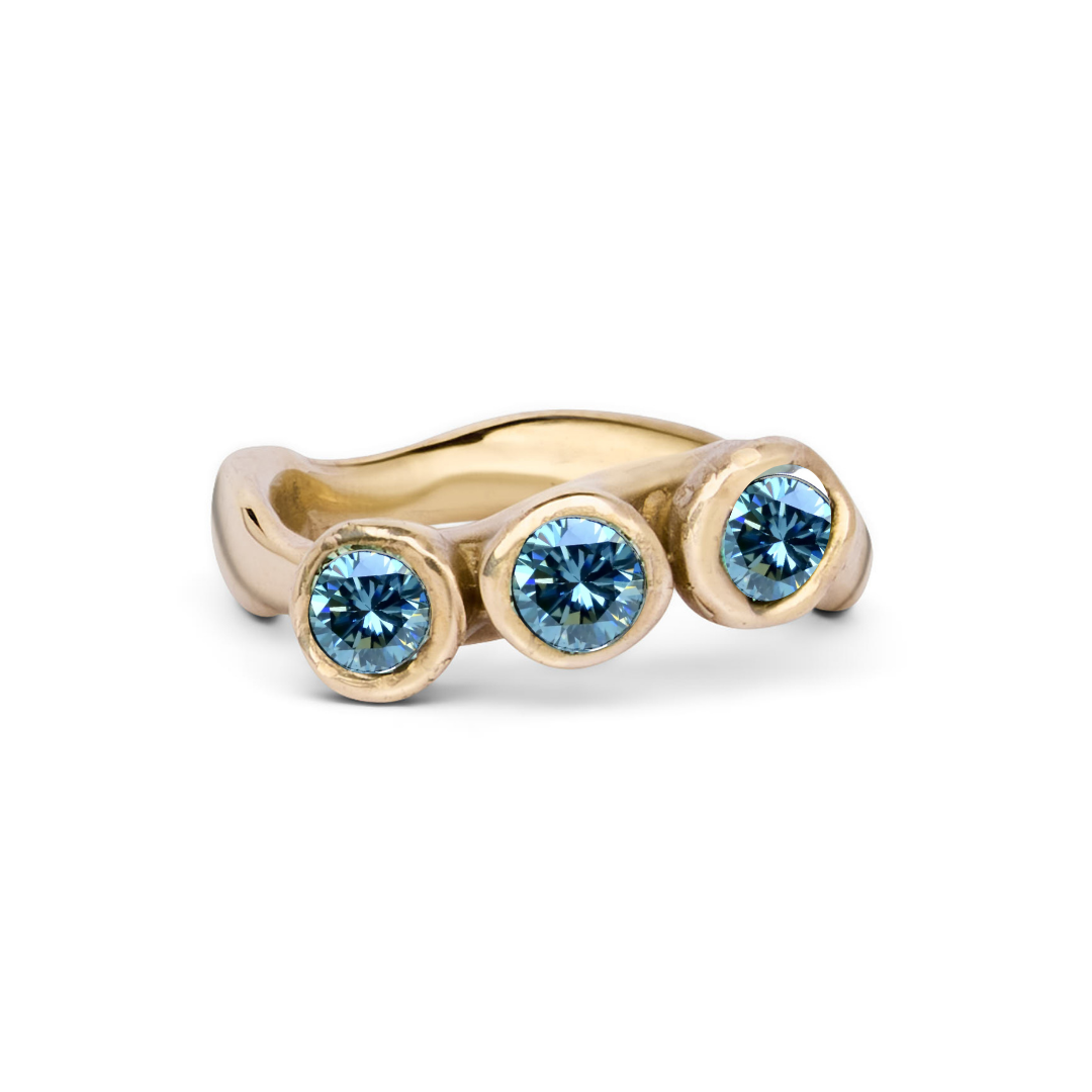 Moonwater Ring in 9ct Gold
