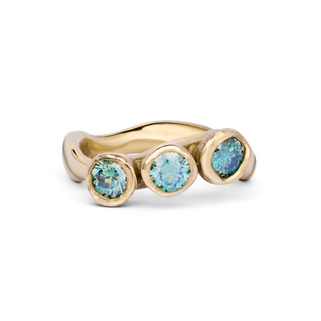 Moonwater Ring in 9ct Gold